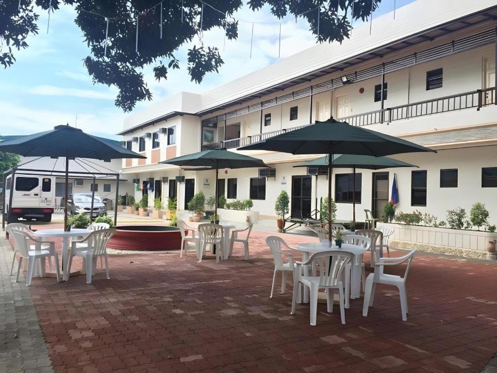 Aerostop Hotel & Restaurant Plaridel  Exterior photo