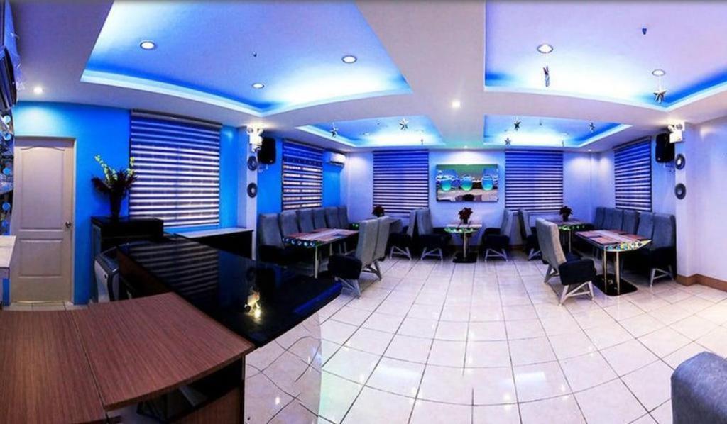 Aerostop Hotel & Restaurant Plaridel  Exterior photo